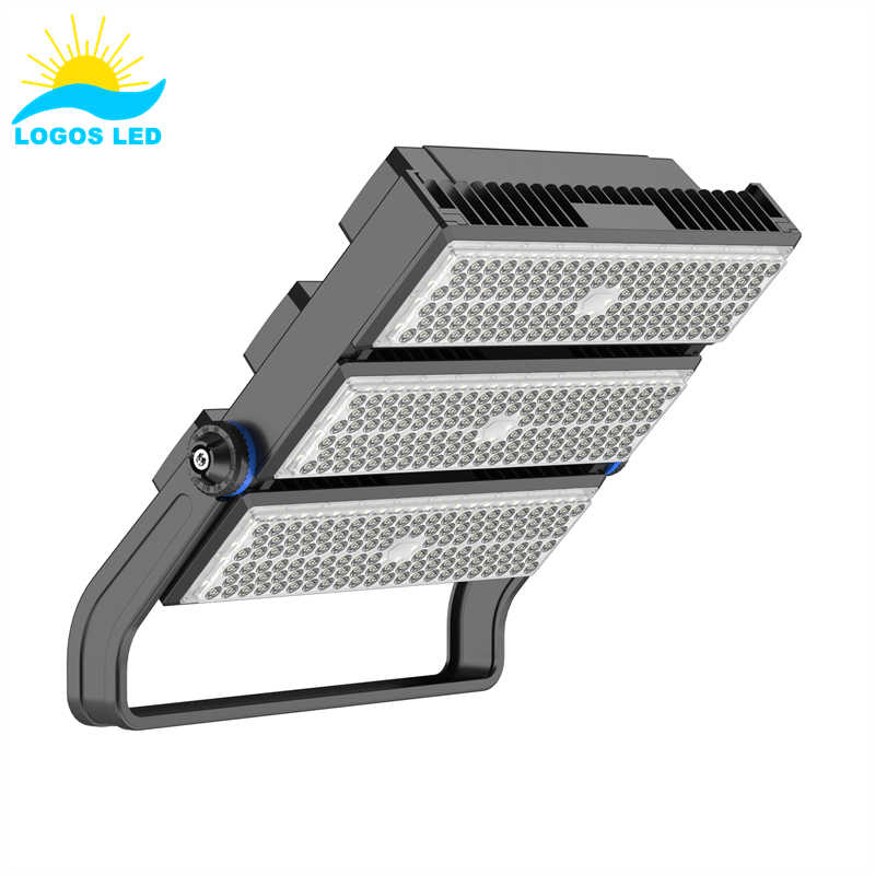 Titan led sports field lighting (2)